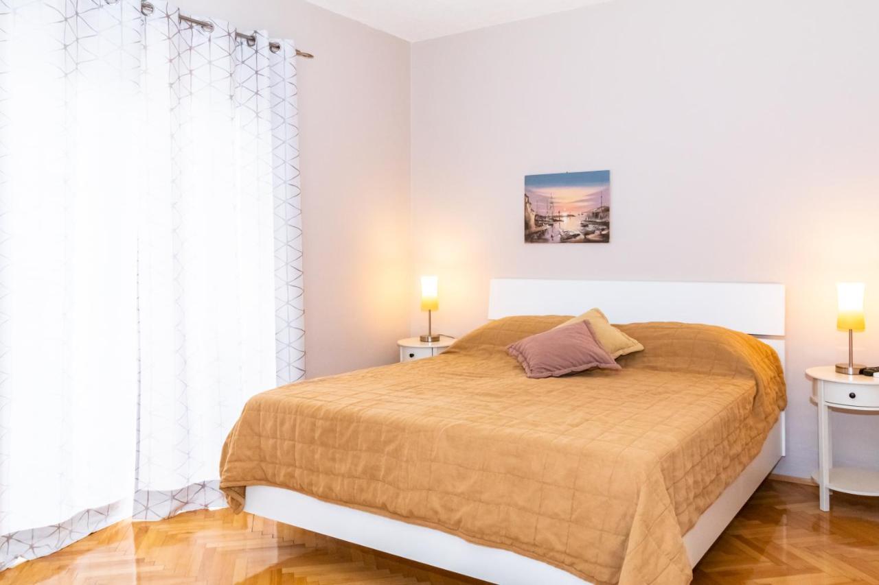 Cozy Studio Vanja Vodice Apartment Екстериор снимка