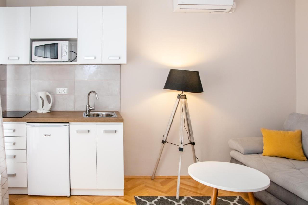 Cozy Studio Vanja Vodice Apartment Екстериор снимка